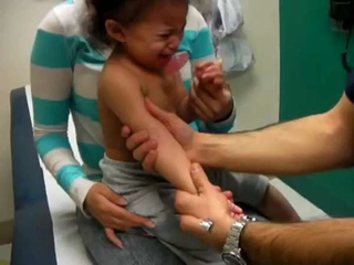 Bebeklerde Kol Çıkması Belirtileri ve Tedavisi